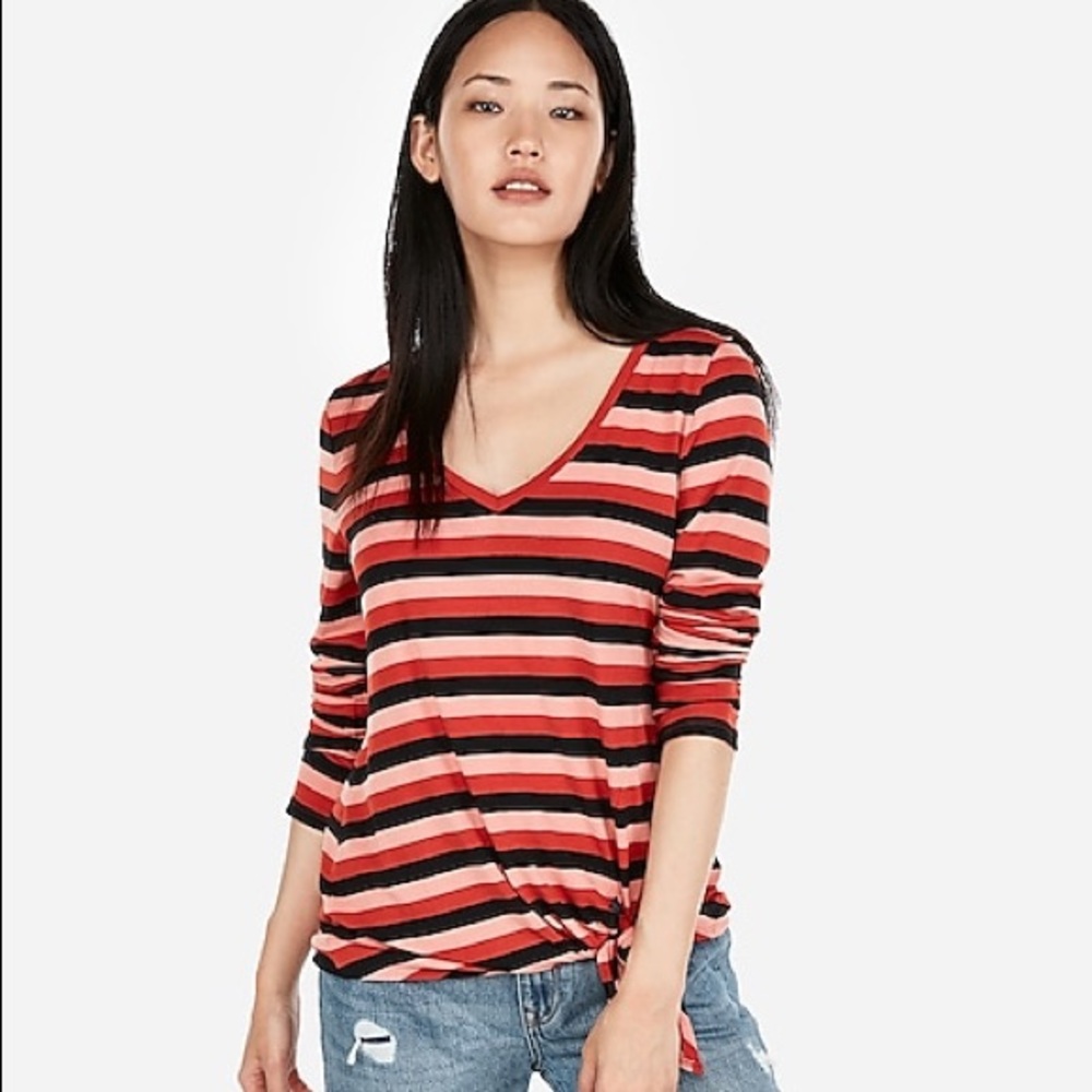 2️⃣✖️2️⃣5️⃣✨Express long sleeve top nwt